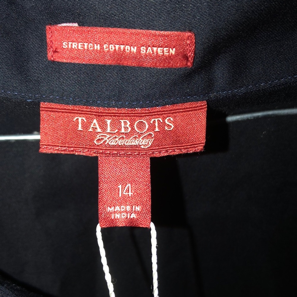 Collared button down. - Picture 4 of 4